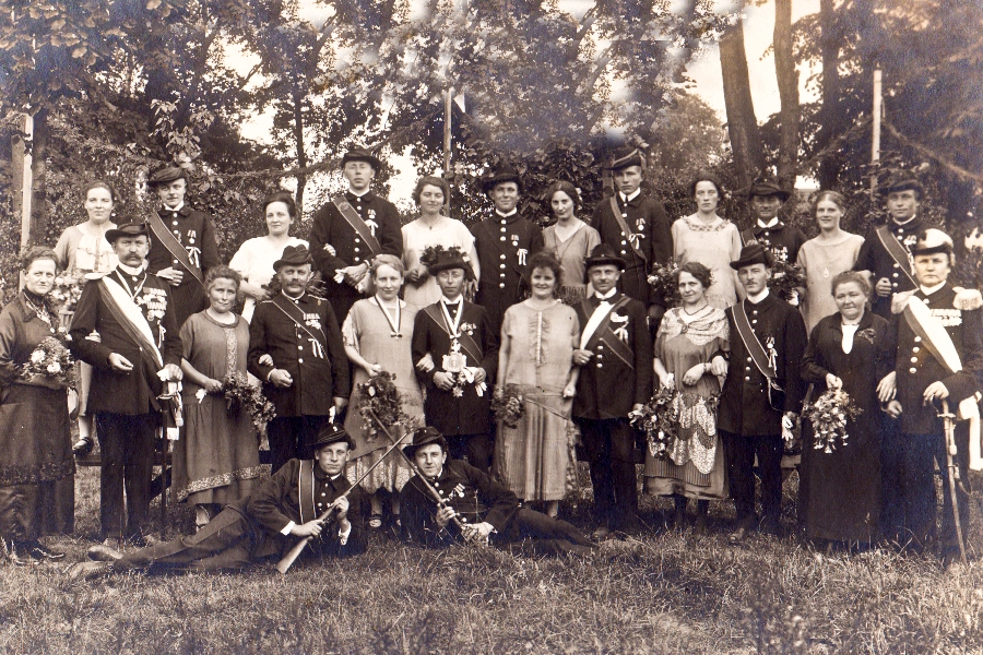 Thron 1925